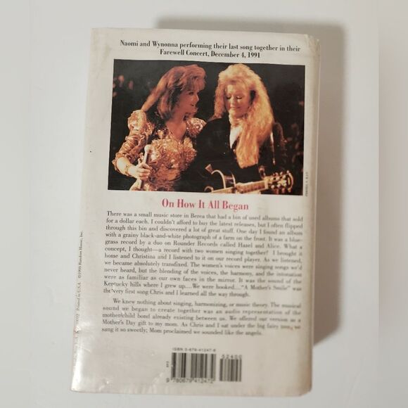 Naomi Judd Love can build a bridge hardcover book - Picture 4 of 6